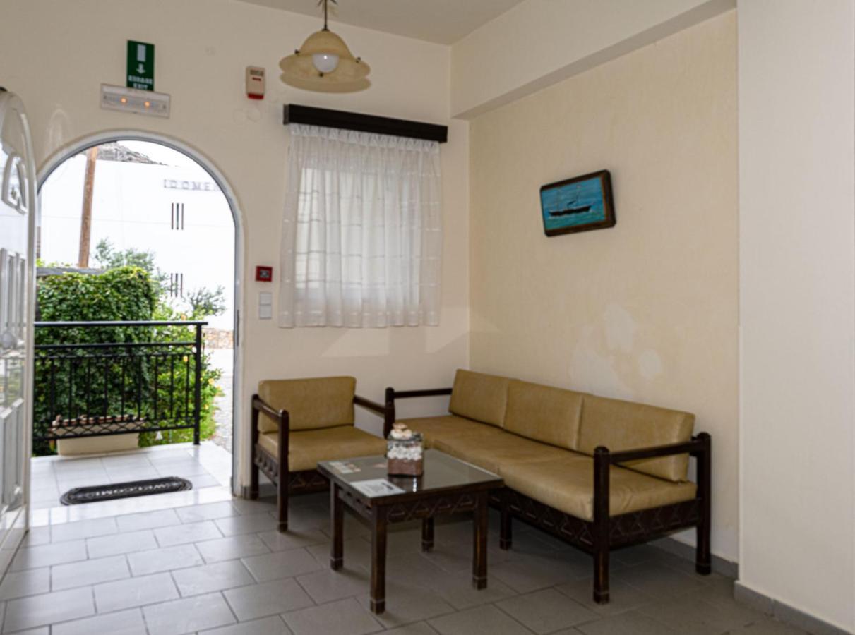 Aretousa Sougia Extérieur photo